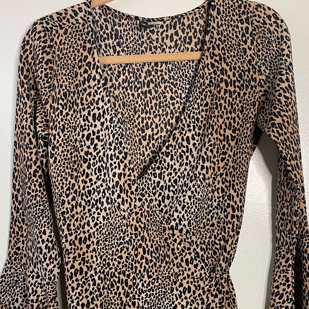 LEOPARD WRAP AROUND DRESS - Picture 3 of 3